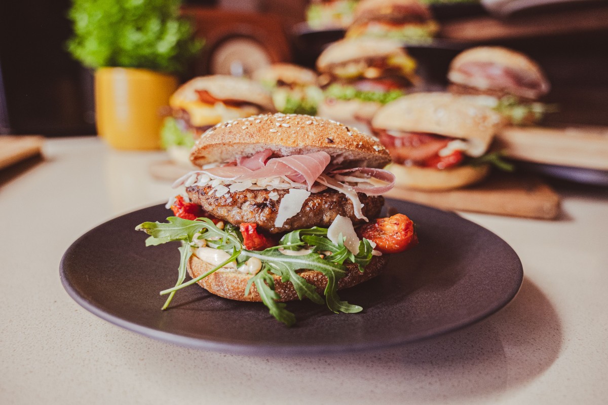 Delicious Burgers