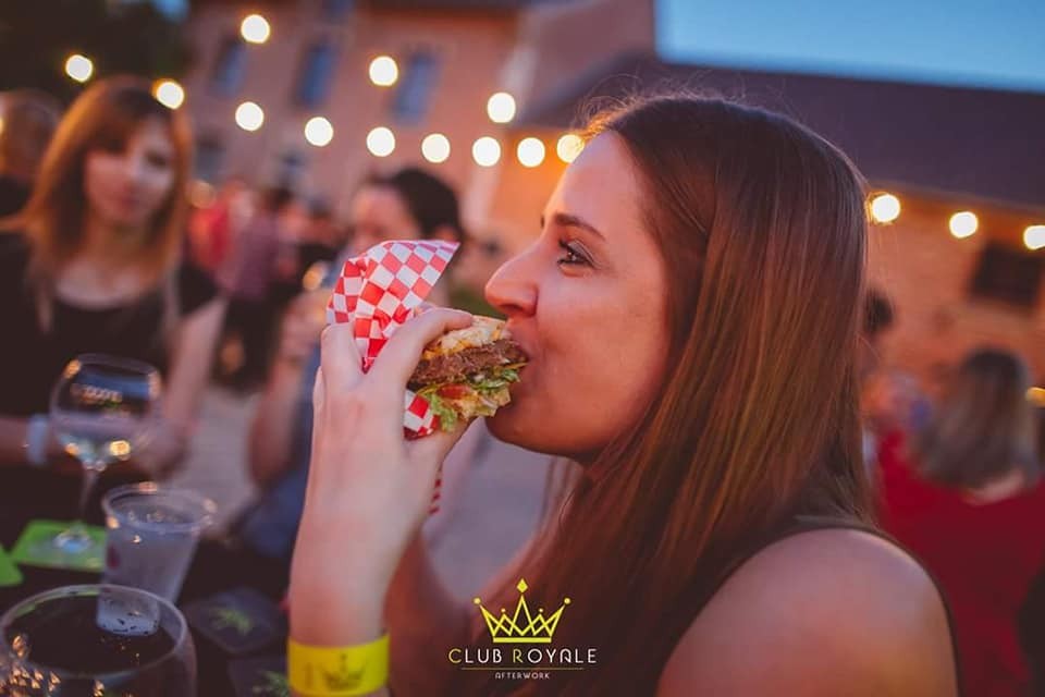 Delicious Burgers