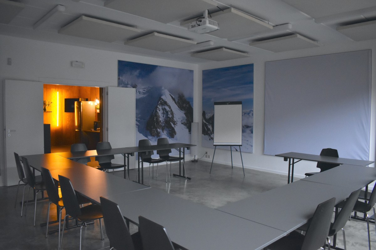 The Interactive Hub
