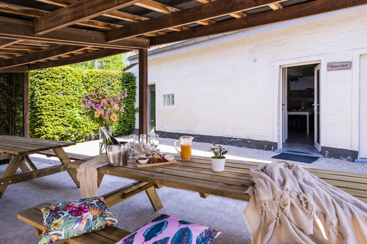 Lozer Lodge