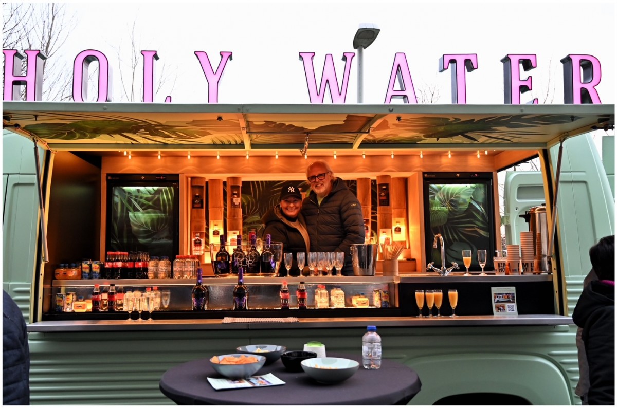 Holy-Water Drinkstruck