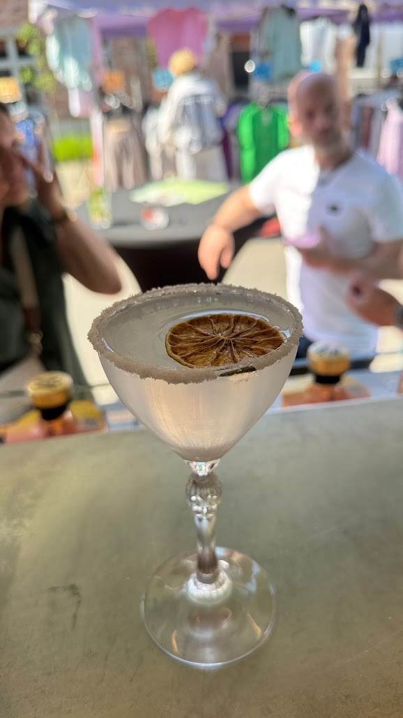 Holy-Water Drinkstruck