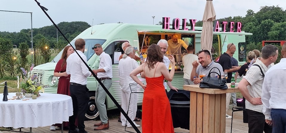 Holy-Water Drinkstruck