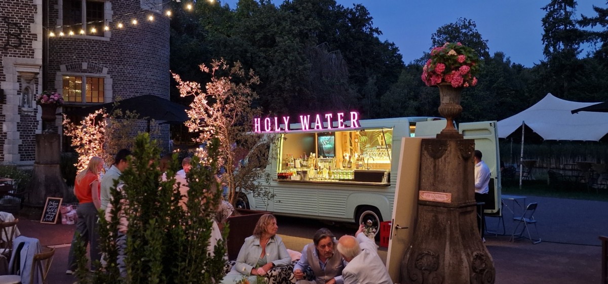 Holy-Water Drinkstruck