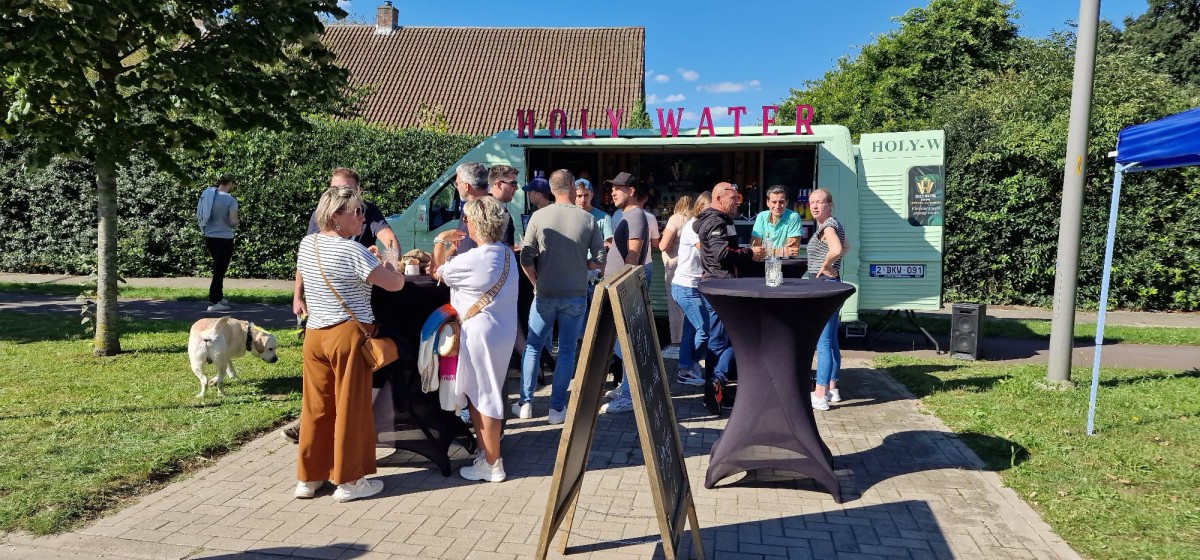 Holy-Water Drinkstruck
