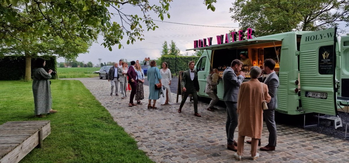 Holy-Water Drinkstruck