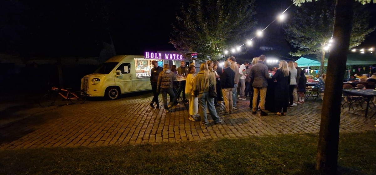 Holy-Water Drinkstruck