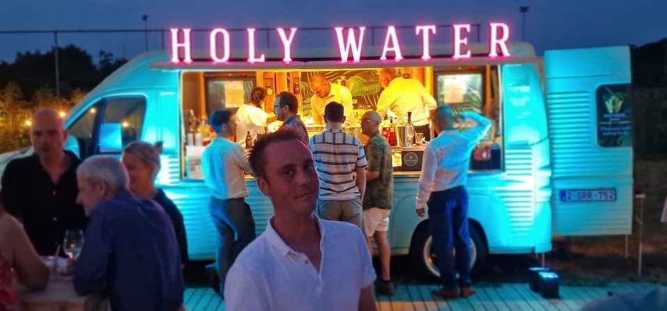 Holy-Water Drinkstruck