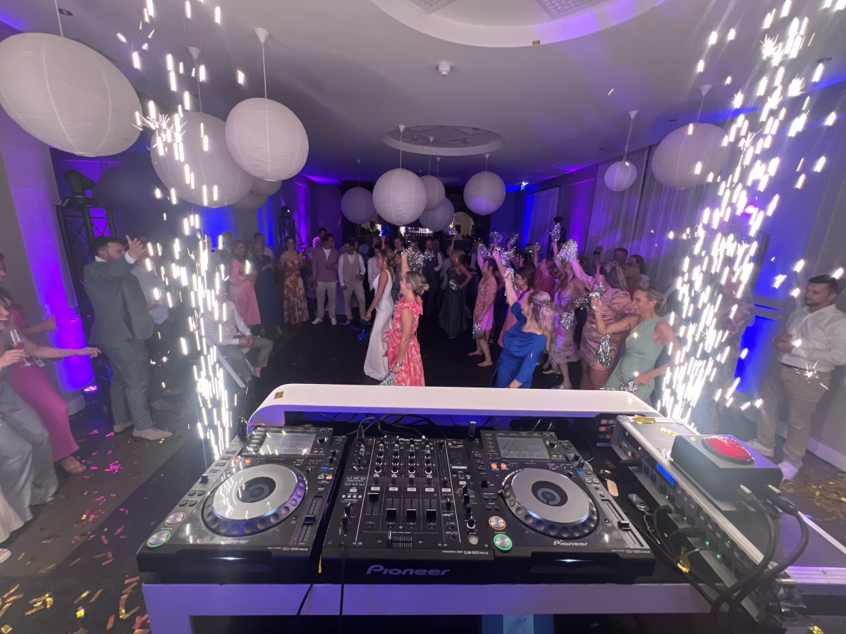 DJhurenGelderland - DJ's
