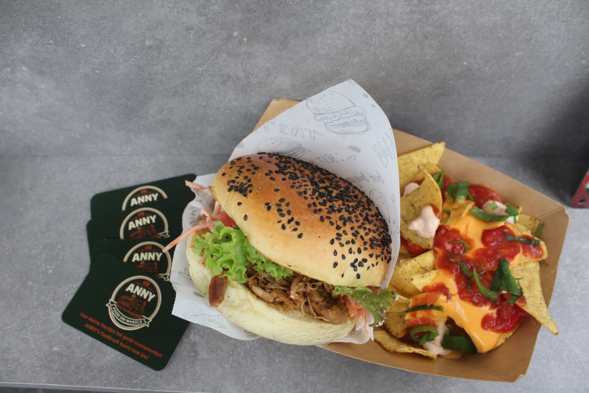 ANNY food on wheels
