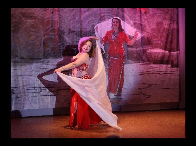 Buikdanseres Azhara