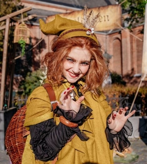 Entertainment event personage